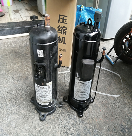 屏边中央空调压缩机的更换维修